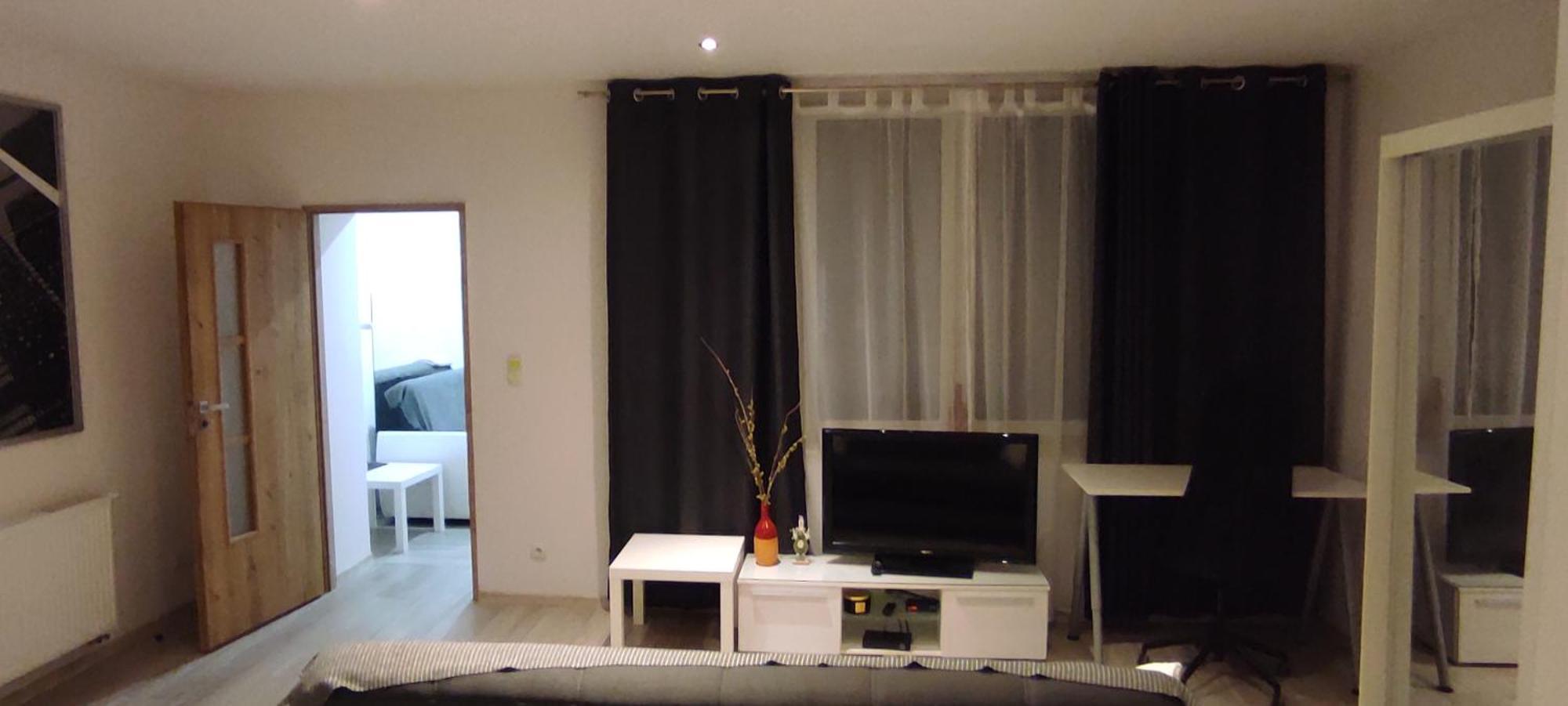 City Center Apartment 45M, 1 Bedroom And 1 Living Room With Kitchen Plus Bathroom, A Perfect Family Friendly Place Or For Home Office And A Longer Stay, A Proper Office Desk With Business Chair Provided, 100M From Market Square And Vistula River Grudziądz Esterno foto
